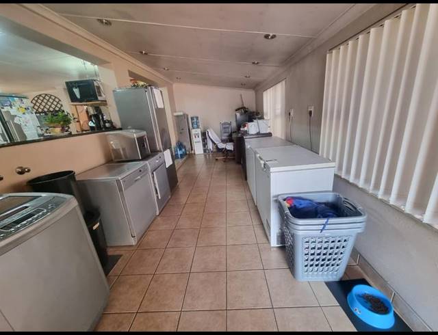 3 BEDROOM HOUSE FOR SALE IN FLORENTIA